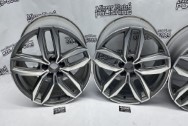 2020 Cadillac Aluminum Wheels BEFORE Chrome-Like Metal Polishing - Aluminum Polishing - Wheel Polishing Services